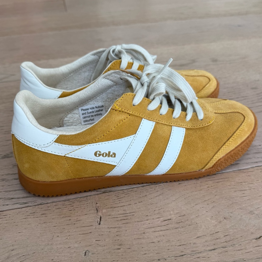 Size 8 Gola Elan Sneakers in Sun/White